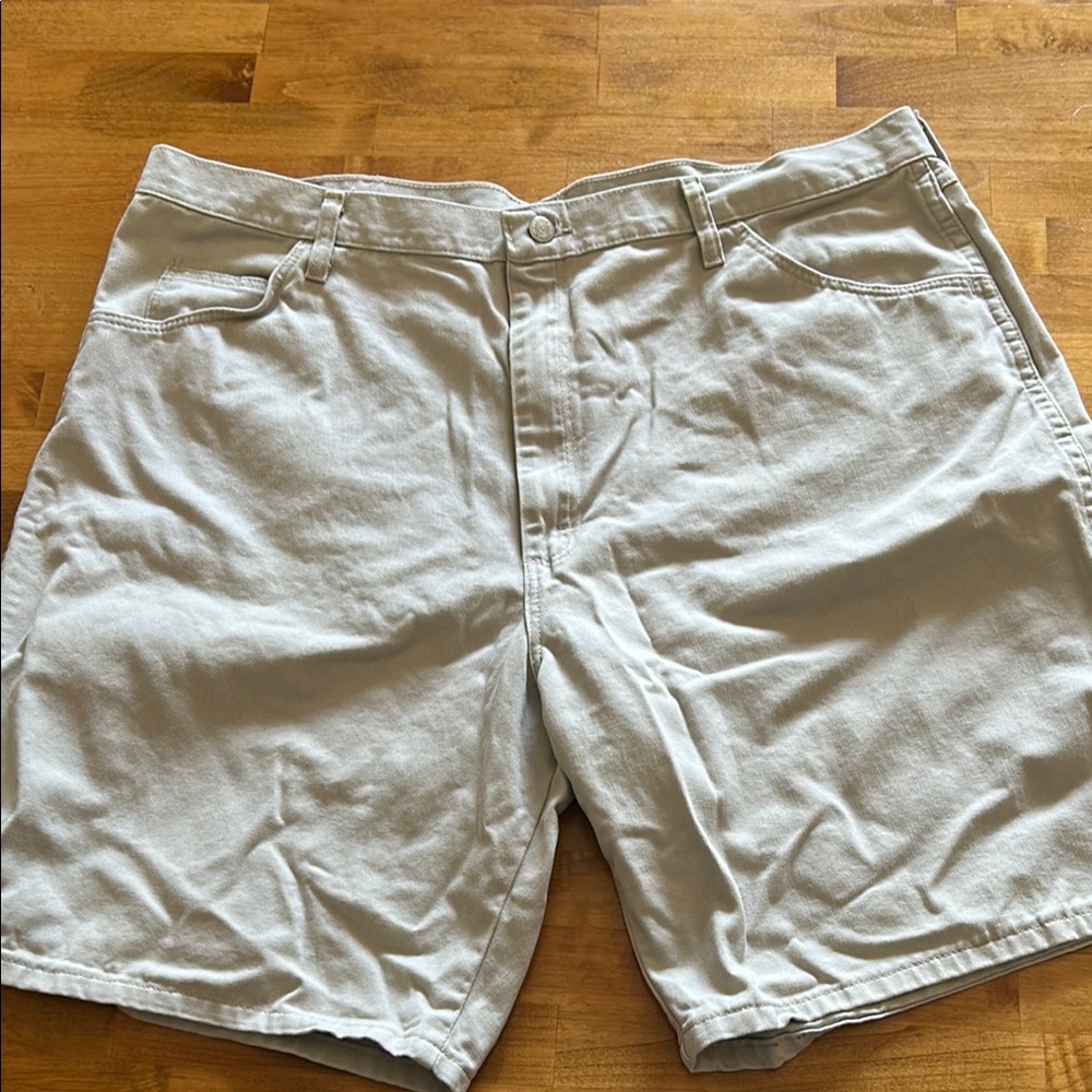 Men's Casual Tan Shorts